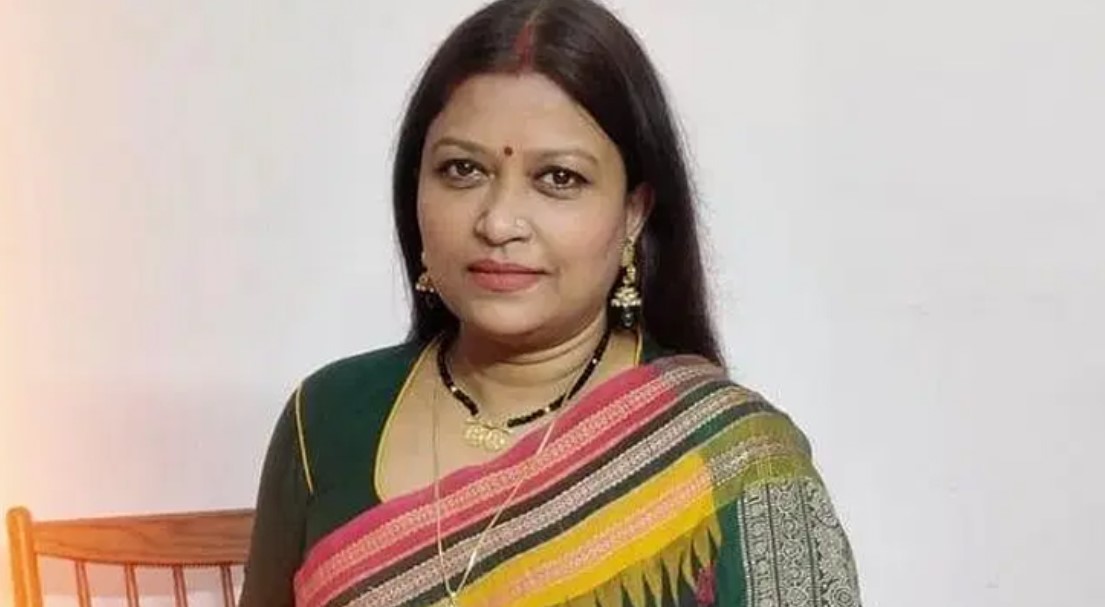 চয়নিকা চৌধুরীর বিরুদ্ধে গ্রেফতারি পরোয়ানা