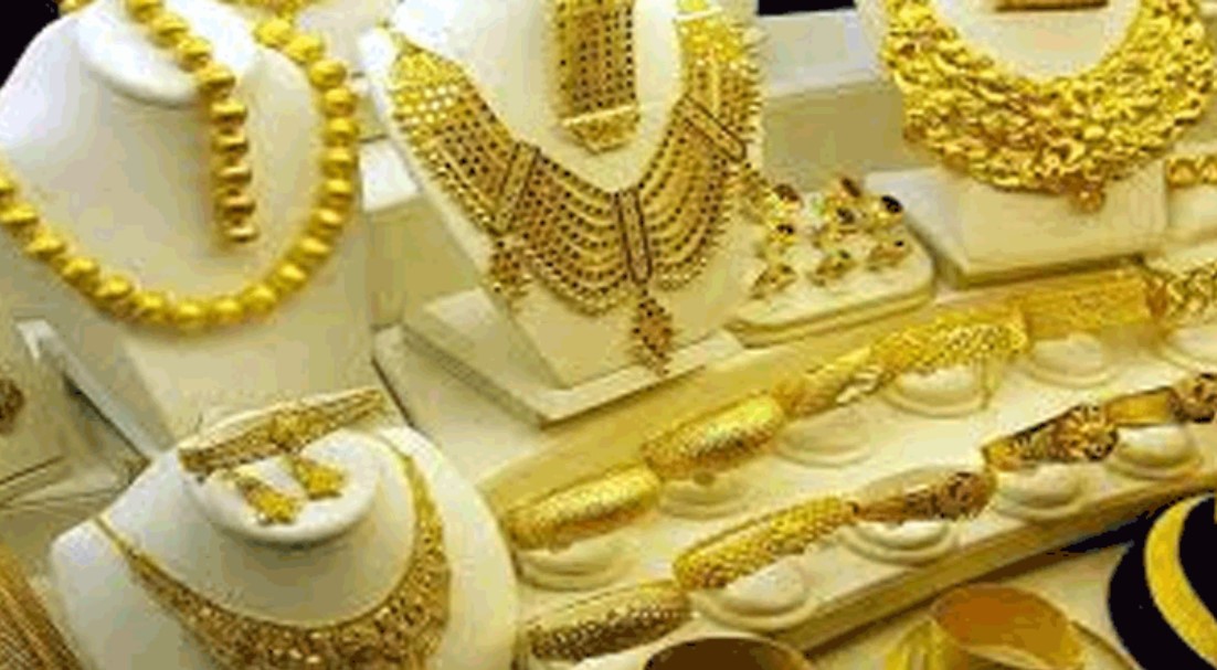 স্বর্ণের দাম দুই দফা বেড়ে আবার কমলো 