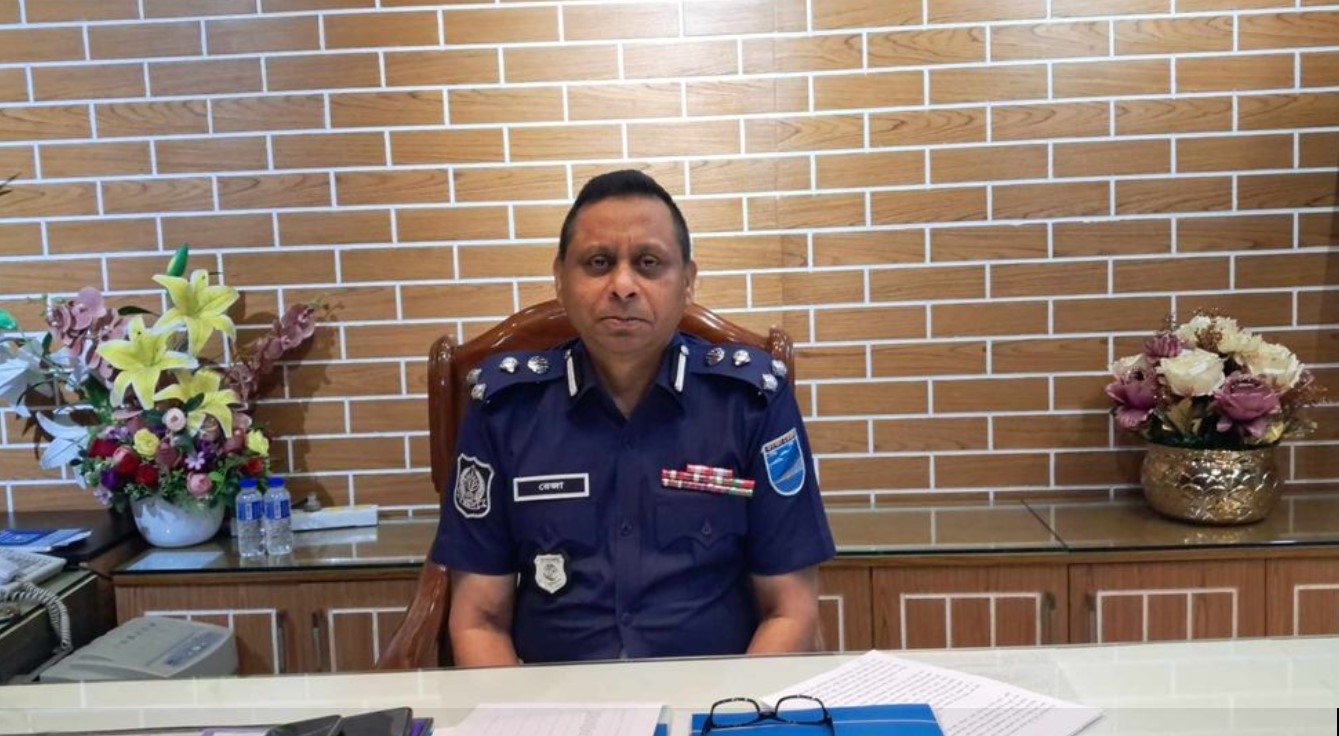 ‘গণঅভ্যুত্থানের মামলা তদন্তে বিশেষ মনিটরিং সেল হচ্ছে’: ডিআইজি ঢাকা রেঞ্জ 