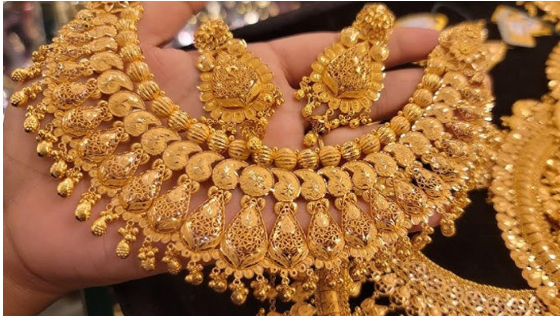 আবার কমলো স্বর্ণের দাম, ভরি ১,৭০,৭৬১ টাকা 