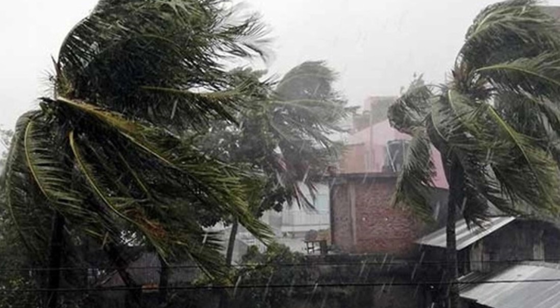 আজ দেশের ৮ অঞ্চলে ৬০ কিমি বেগে ঝড় হতে পারে
