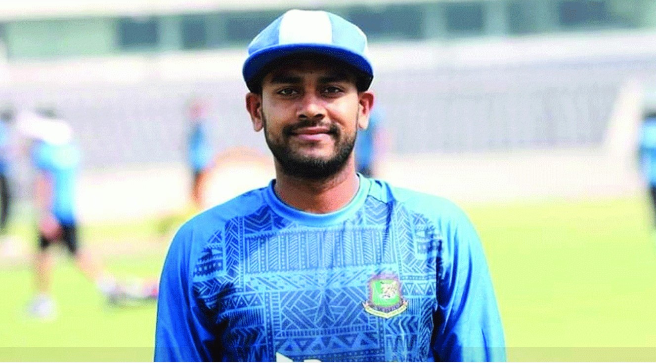 বাদ পড়ে গেলেন সৌম্য, পাকিস্তান যাচ্ছেন মিরাজ