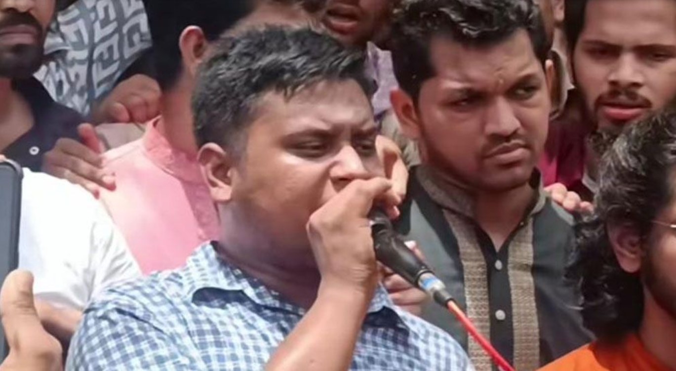 সরকারি সংস্কার কাজে বাধা দিলে জনগণই তার বিকল্প খুঁজে নিবে: হাসনাত আবদুল্লাহ
