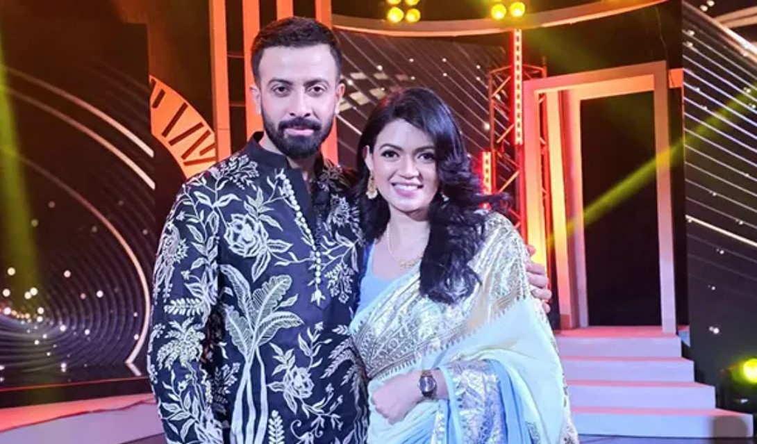 নায়িকা নাবিলার আমন্ত্রণে নায়ক শাকিব খান